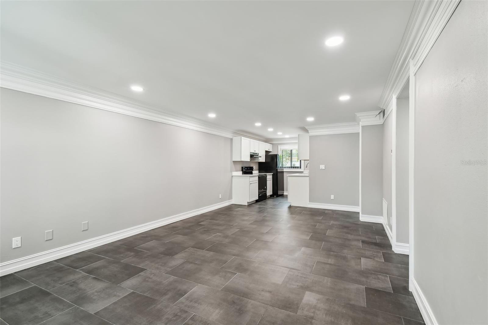 2942 W BAY DR #2 — photo 7
