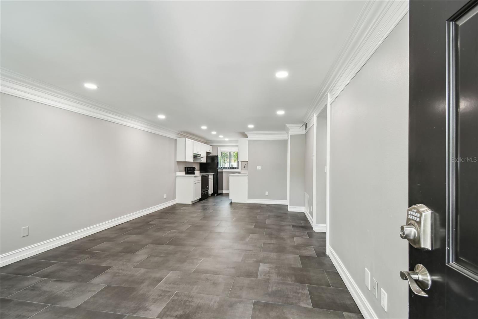 2942 W BAY DR #2 — photo 6