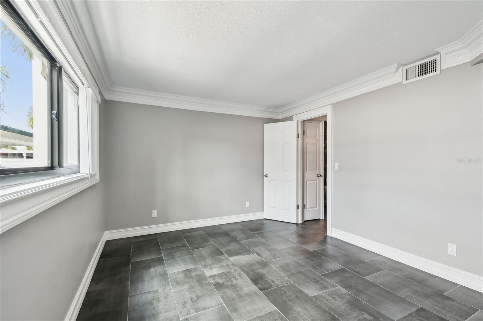 2942 W BAY DR #2 — photo 26