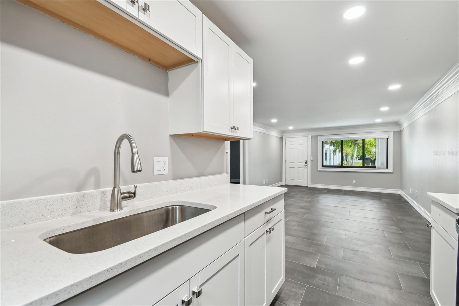 2942 W BAY DR #2 — photo 15