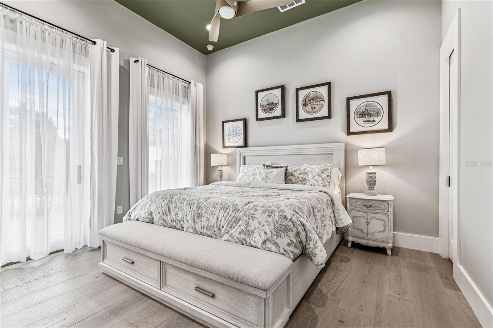3321 MEANDER LN — photo 47