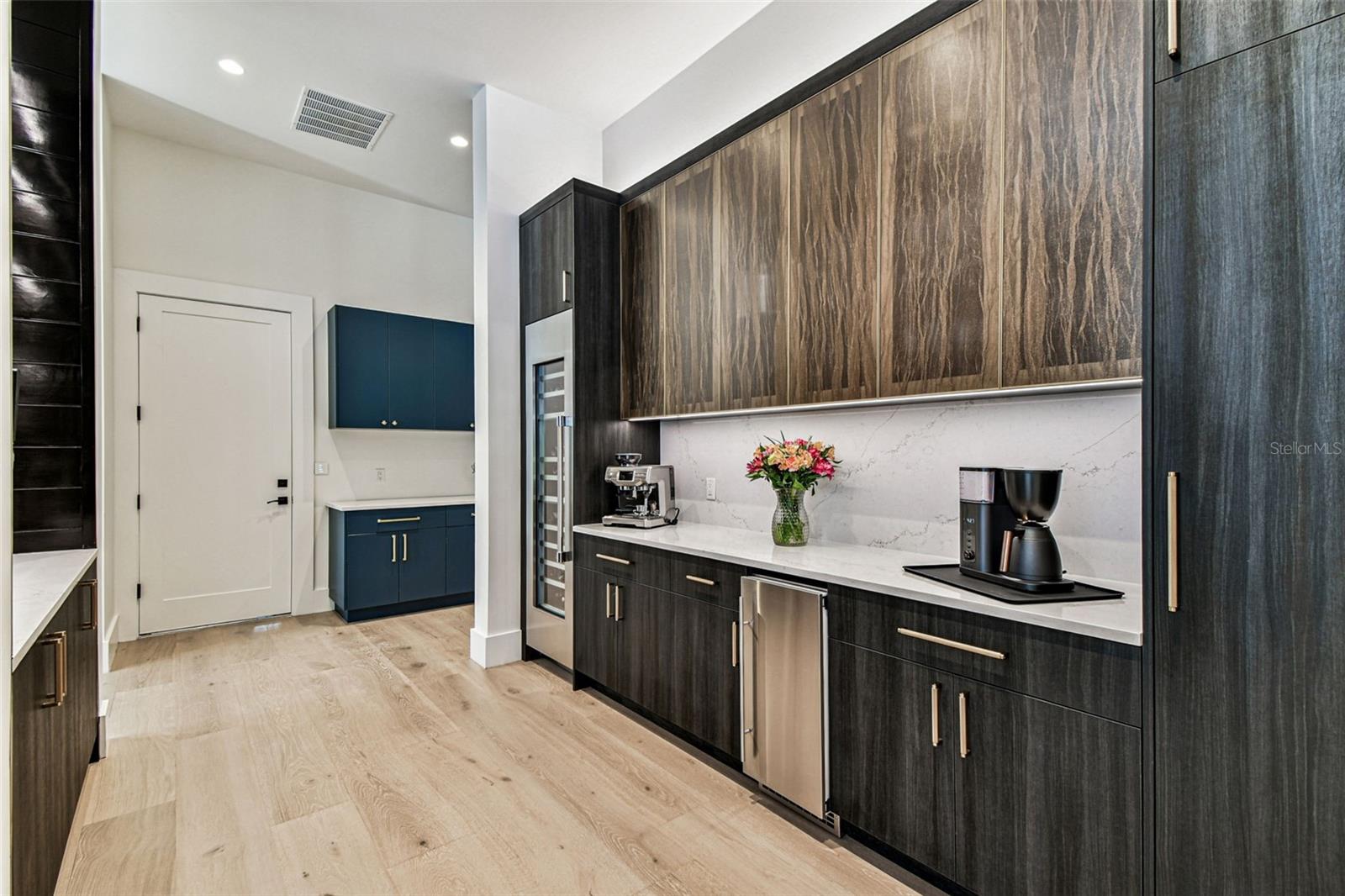 3321 MEANDER LN — photo 20