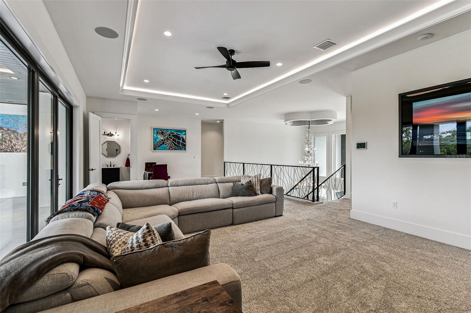 3321 MEANDER LN — photo 33