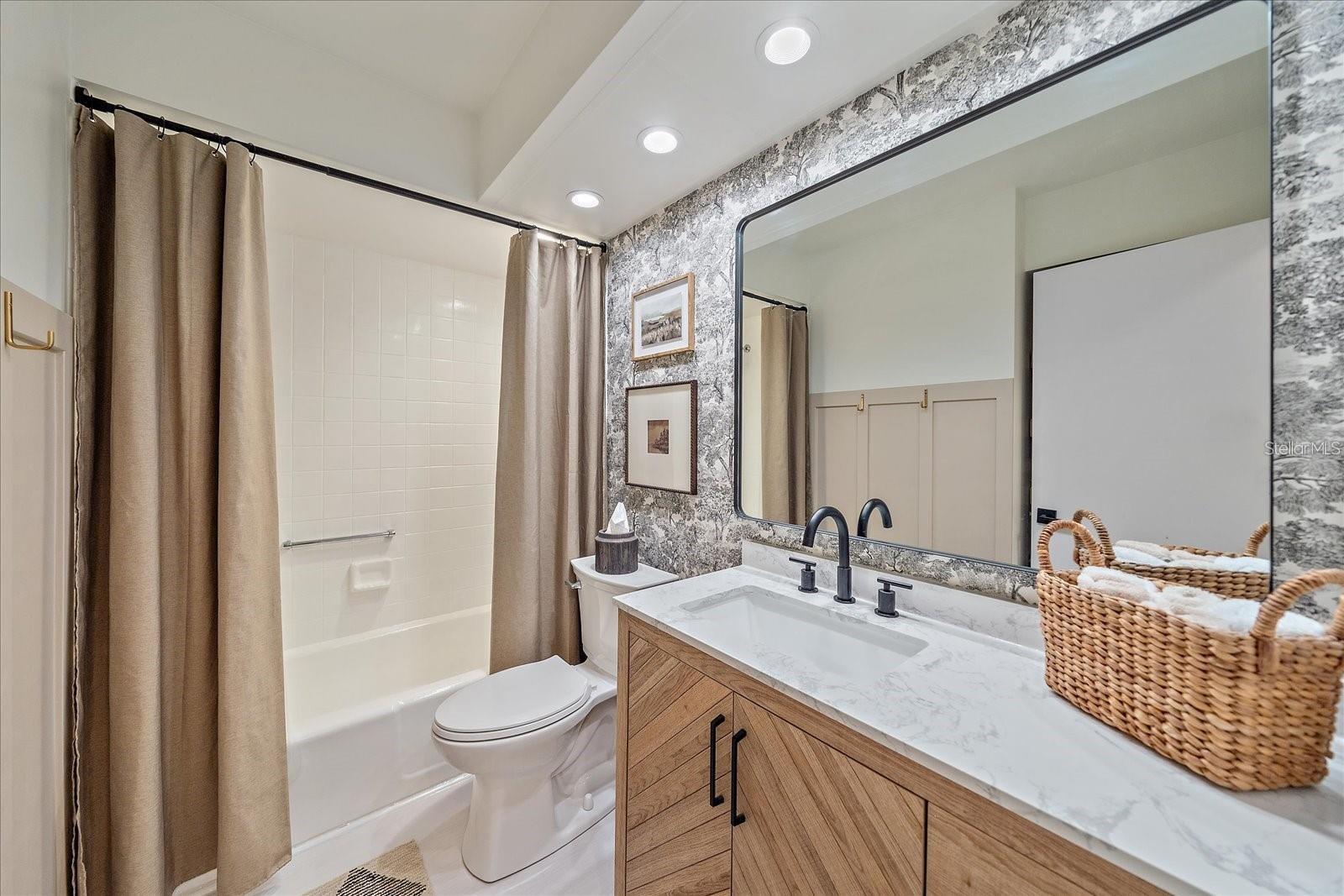 1211 CAPRI ISLES BLVD #6 — photo 17