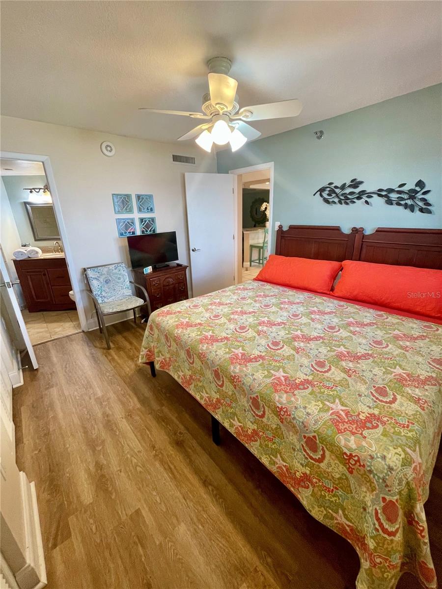 1290 GULF BLVD #1003 — photo 22