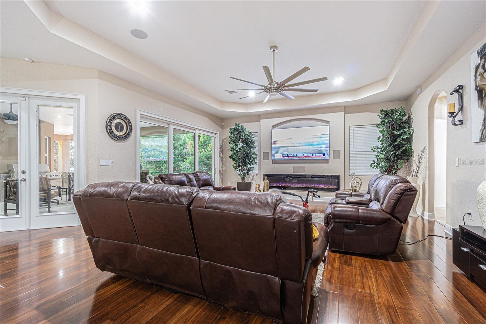 13102 DONE GROVEN DR — photo 11