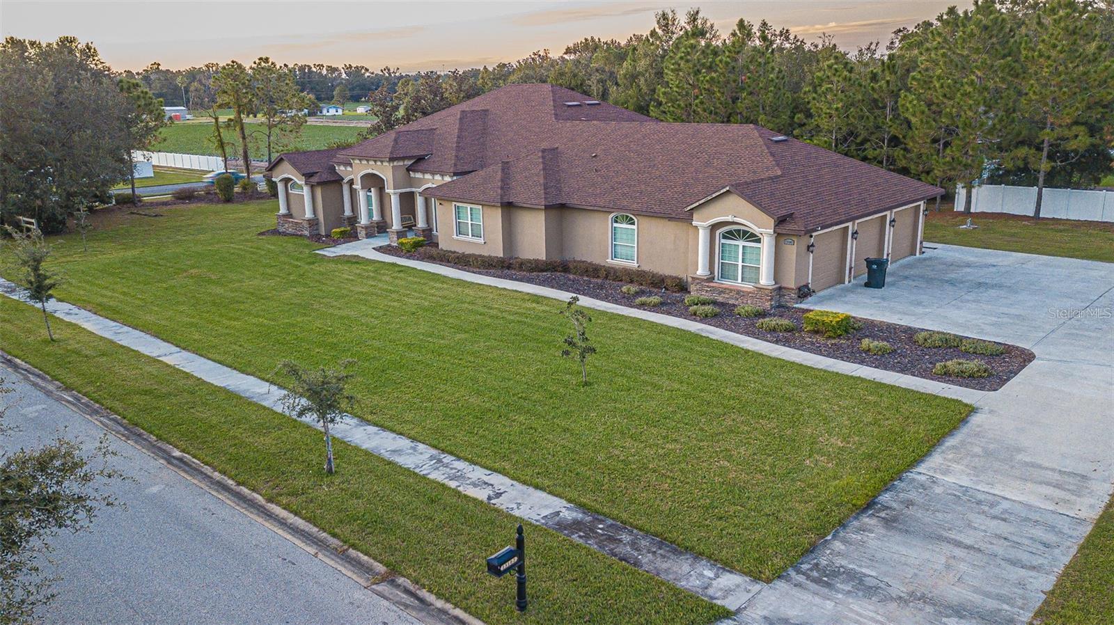 13102 DONE GROVEN DR — photo 34