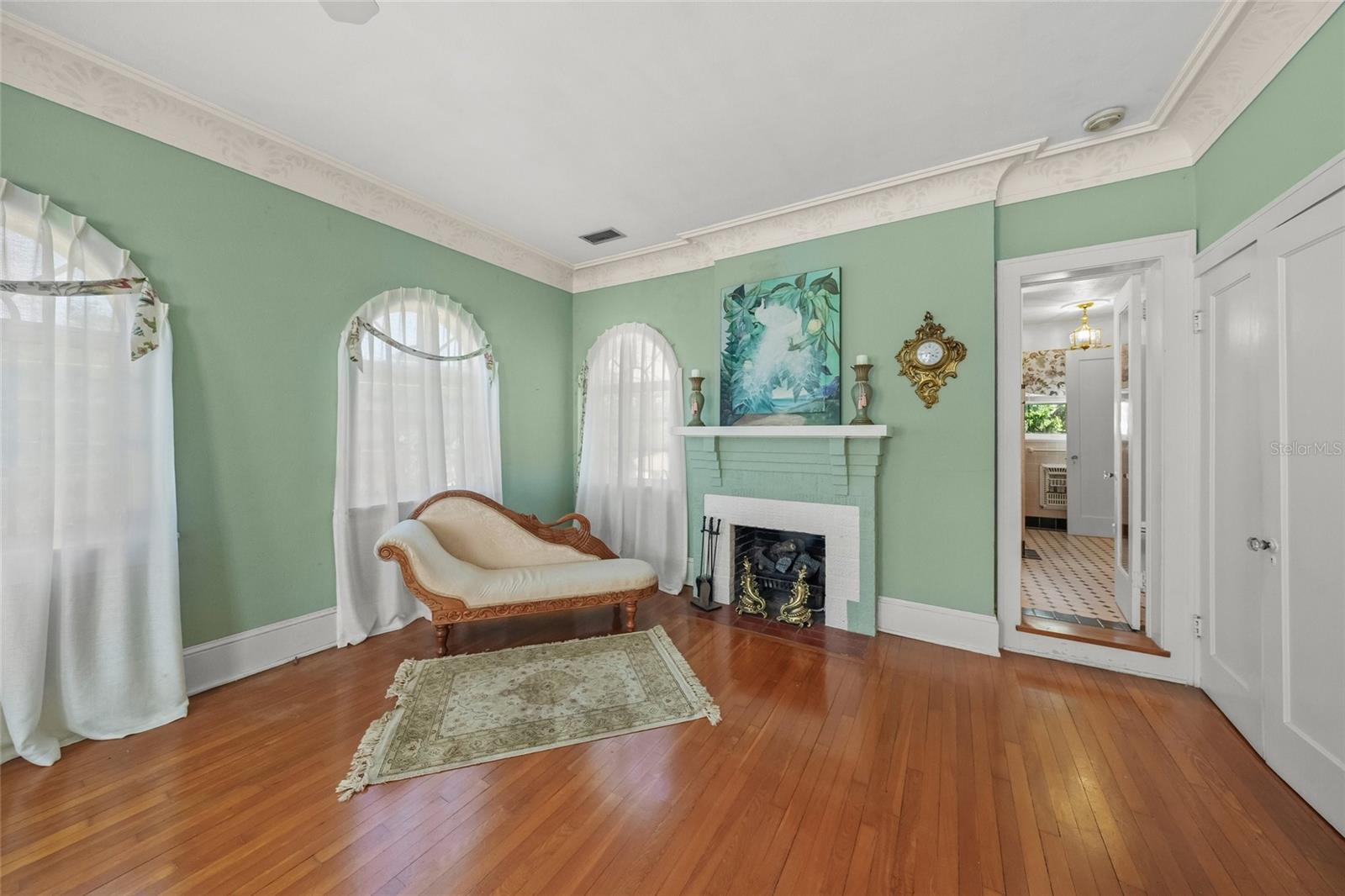 2830 BAY SHORE CIR — photo 13
