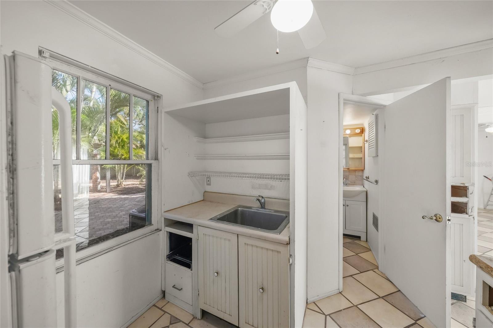 2830 BAY SHORE CIR — photo 55