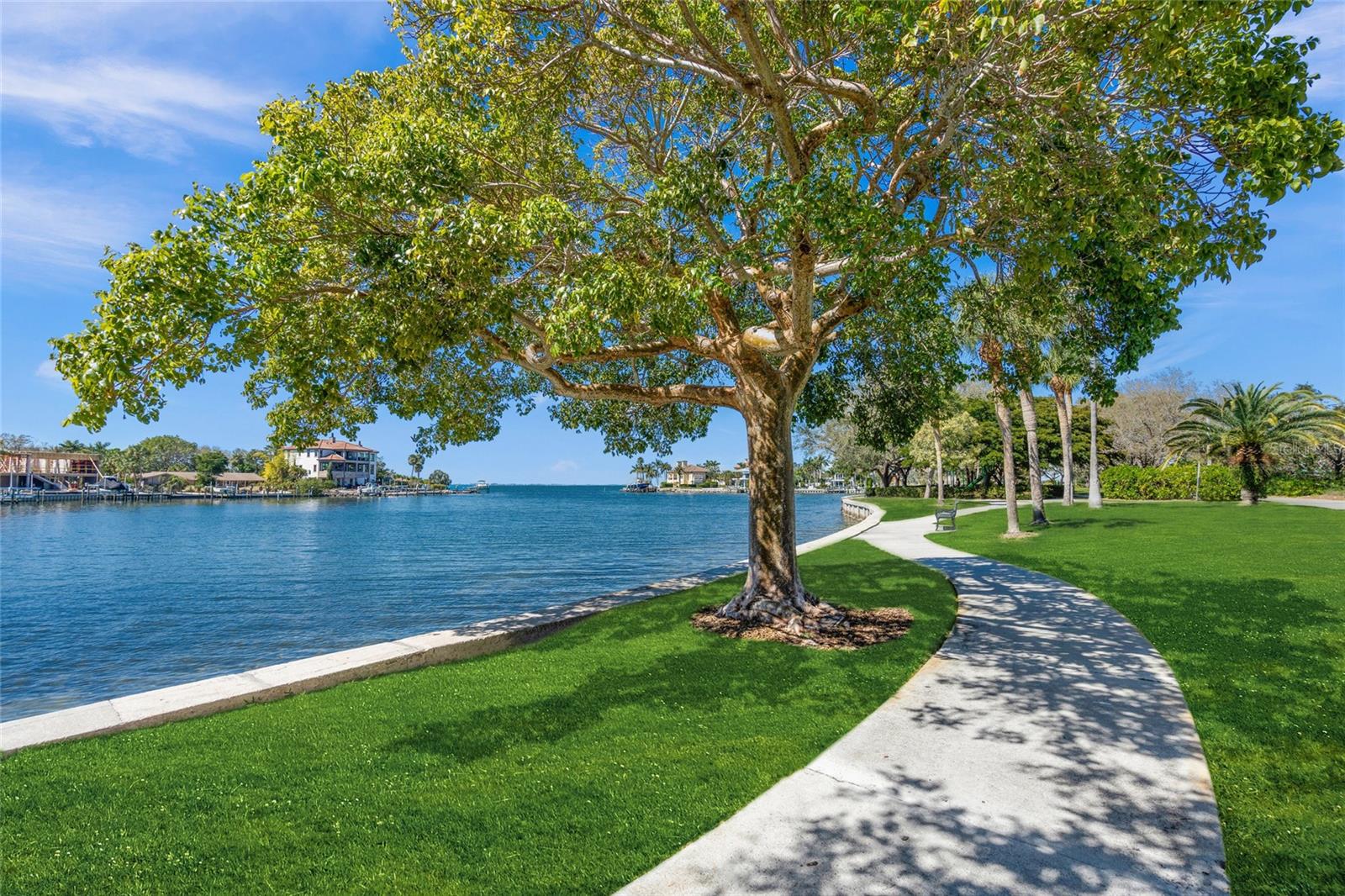 2830 BAY SHORE CIR — photo 57