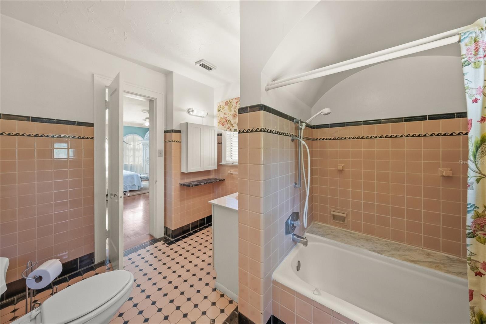 2830 BAY SHORE CIR — photo 44