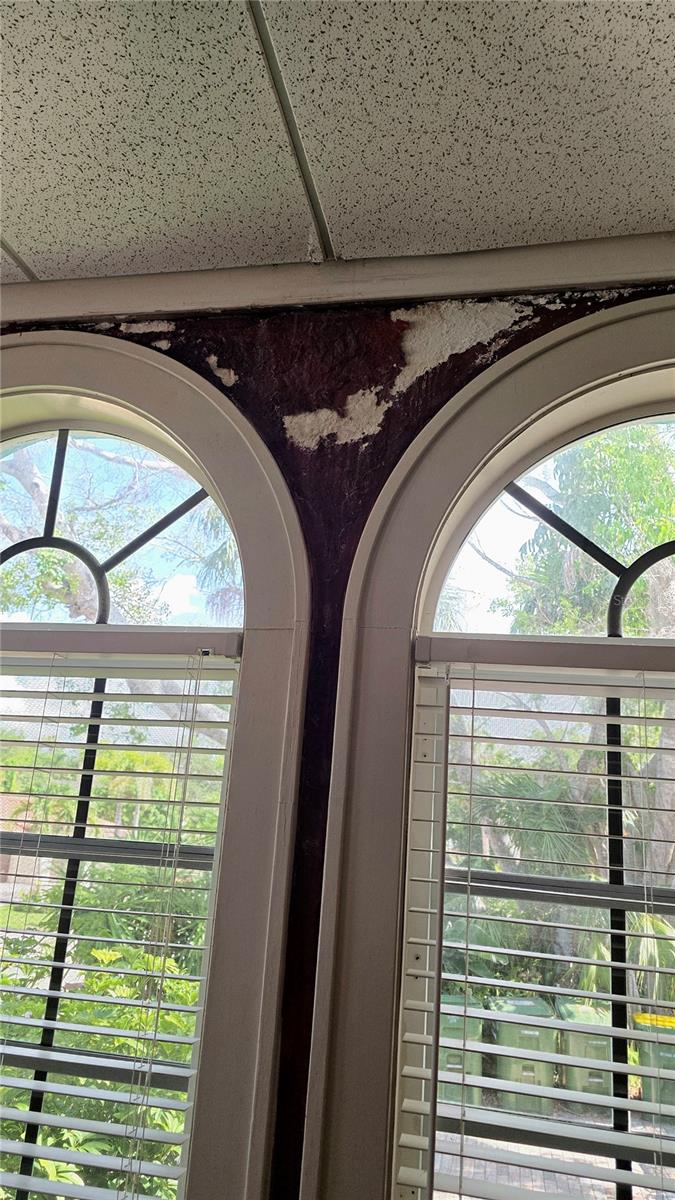 2830 BAY SHORE CIR — photo 92