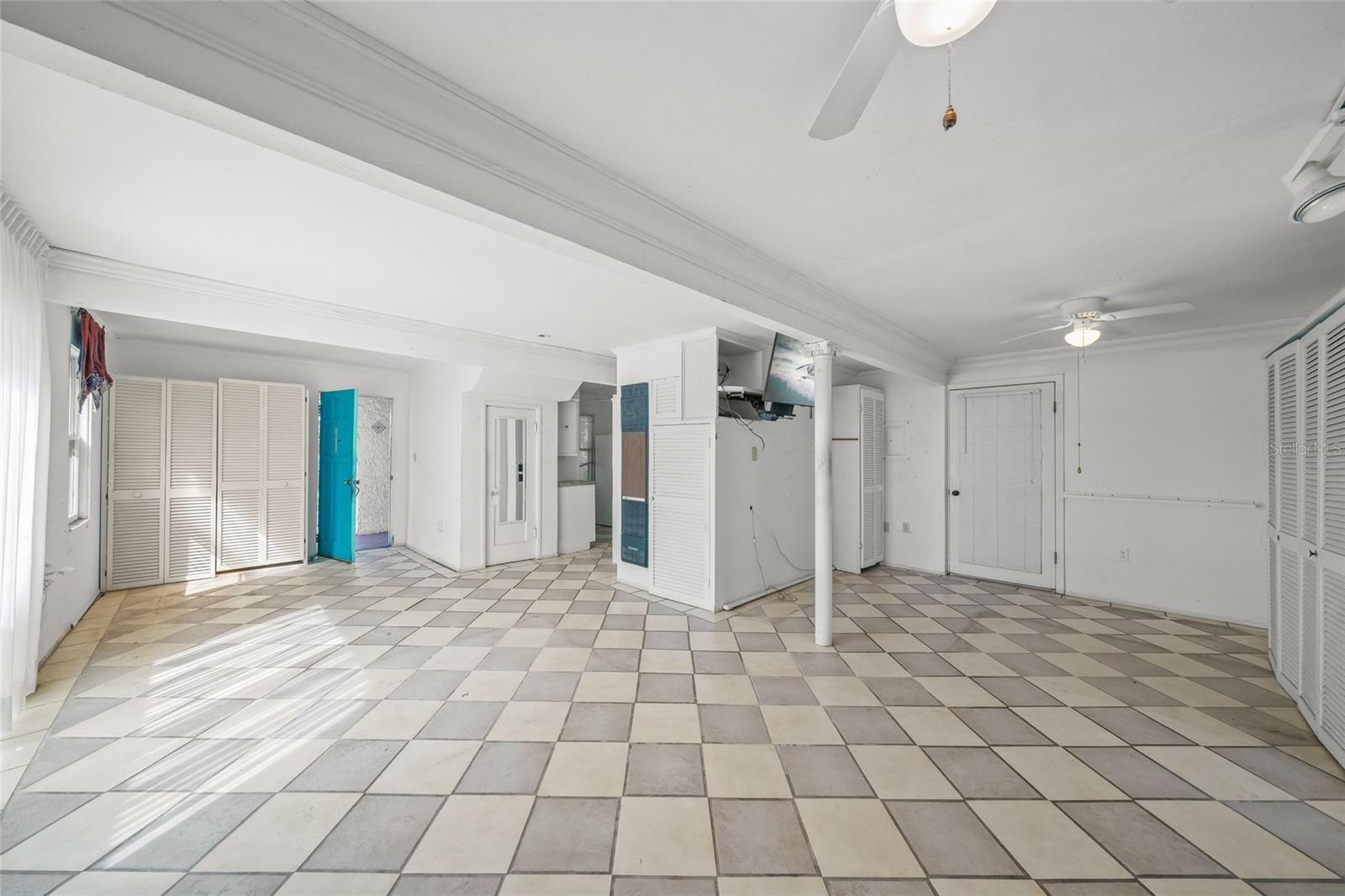 2830 BAY SHORE CIR — photo 53