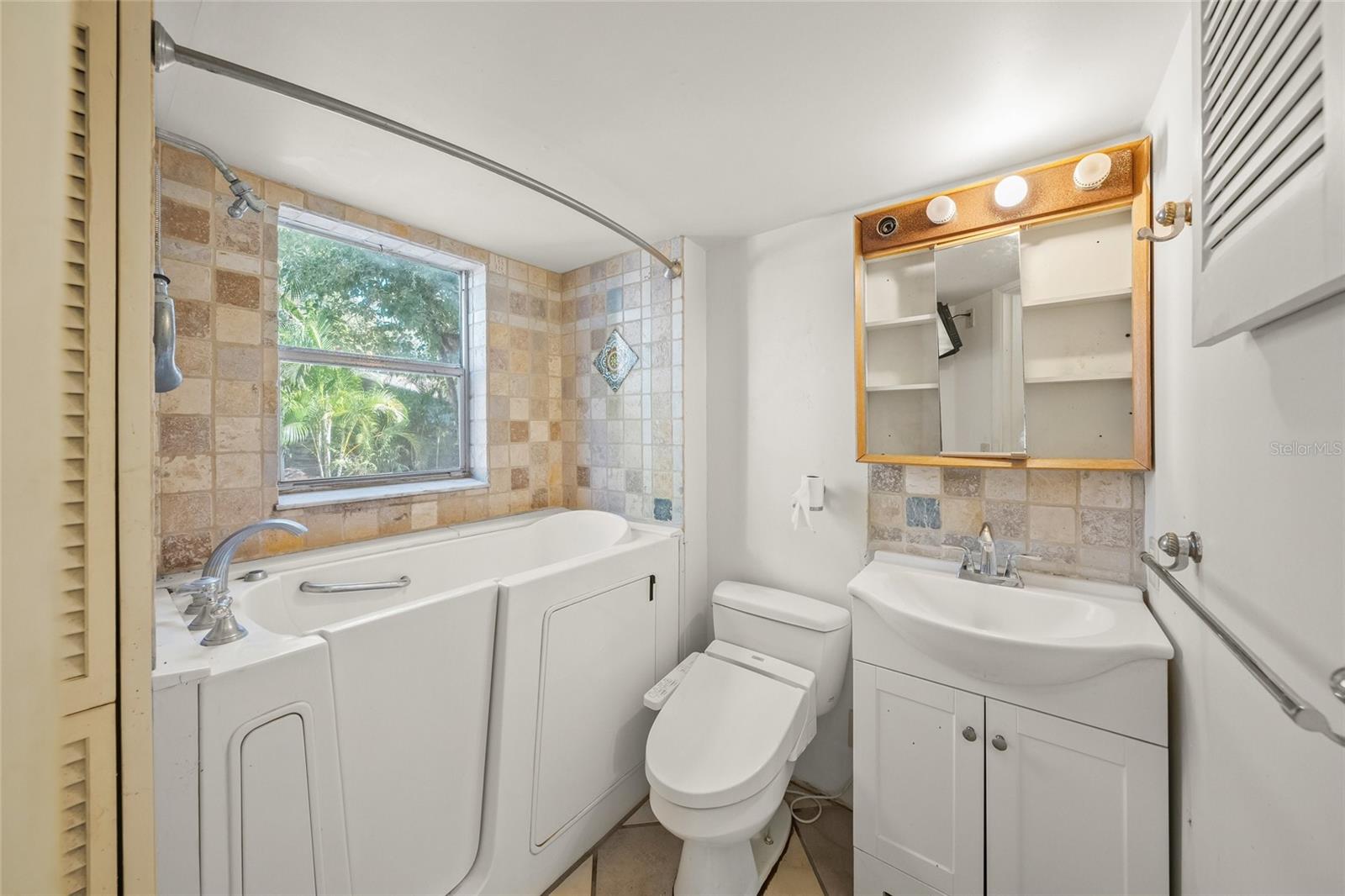 2830 BAY SHORE CIR — photo 54