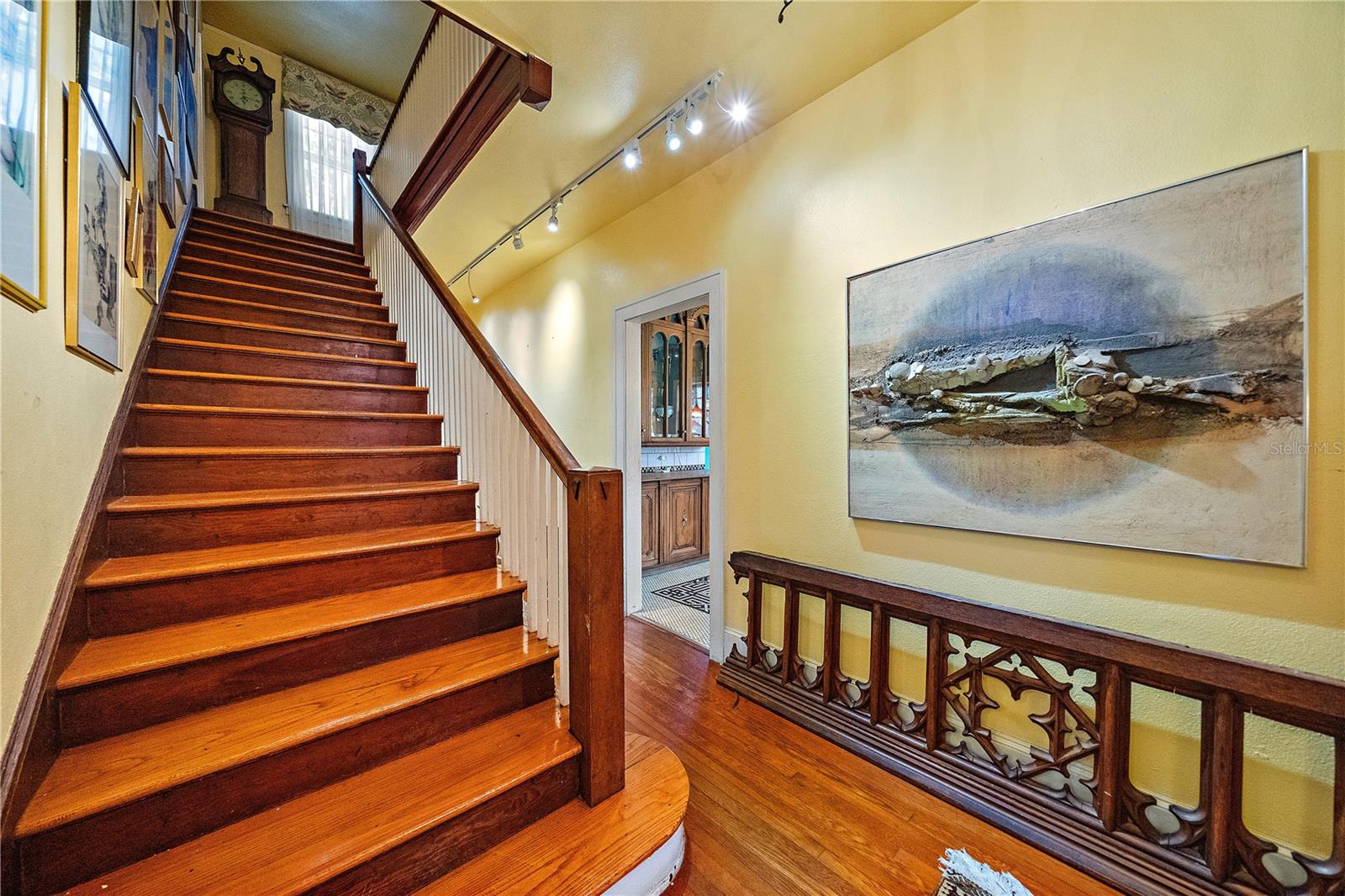 2830 BAY SHORE CIR — photo 11