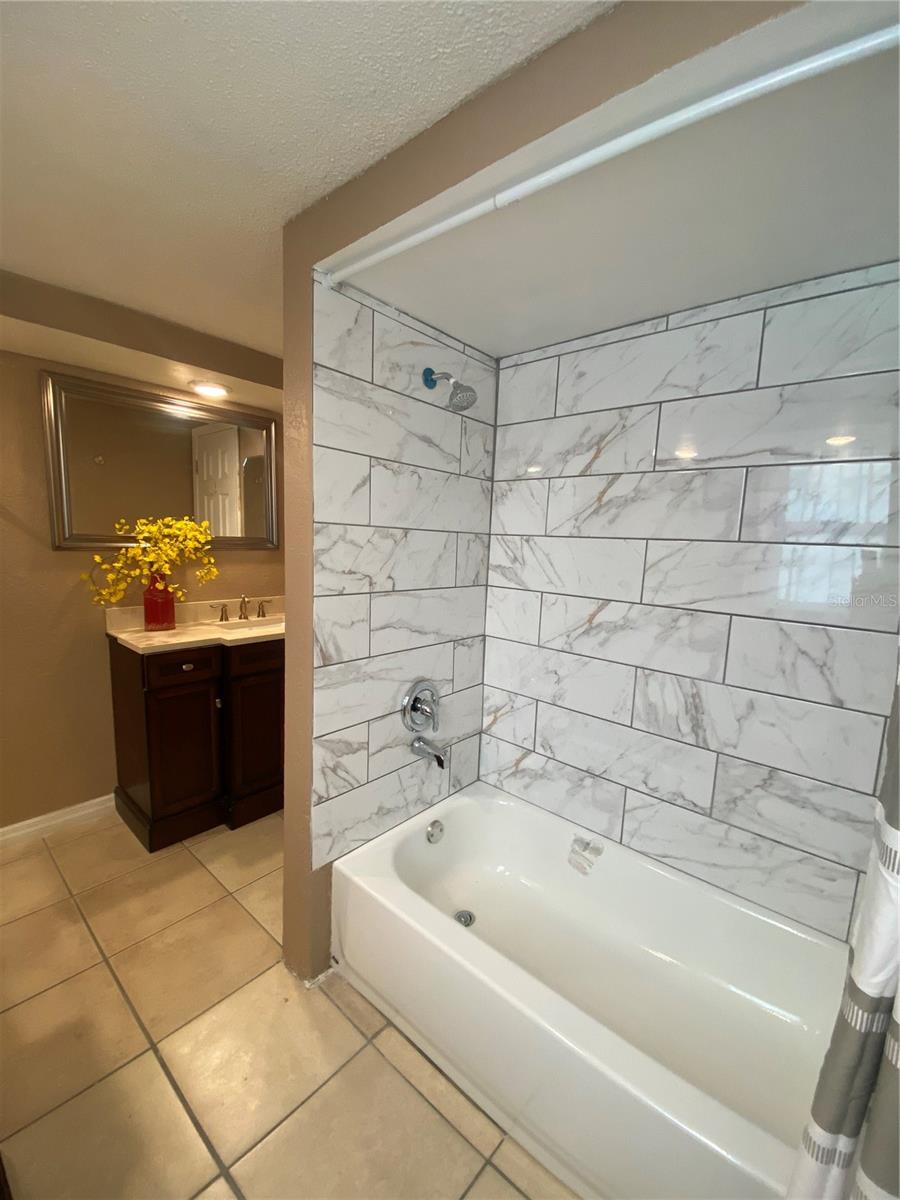 1817 DARTMOUTH DR — photo 41