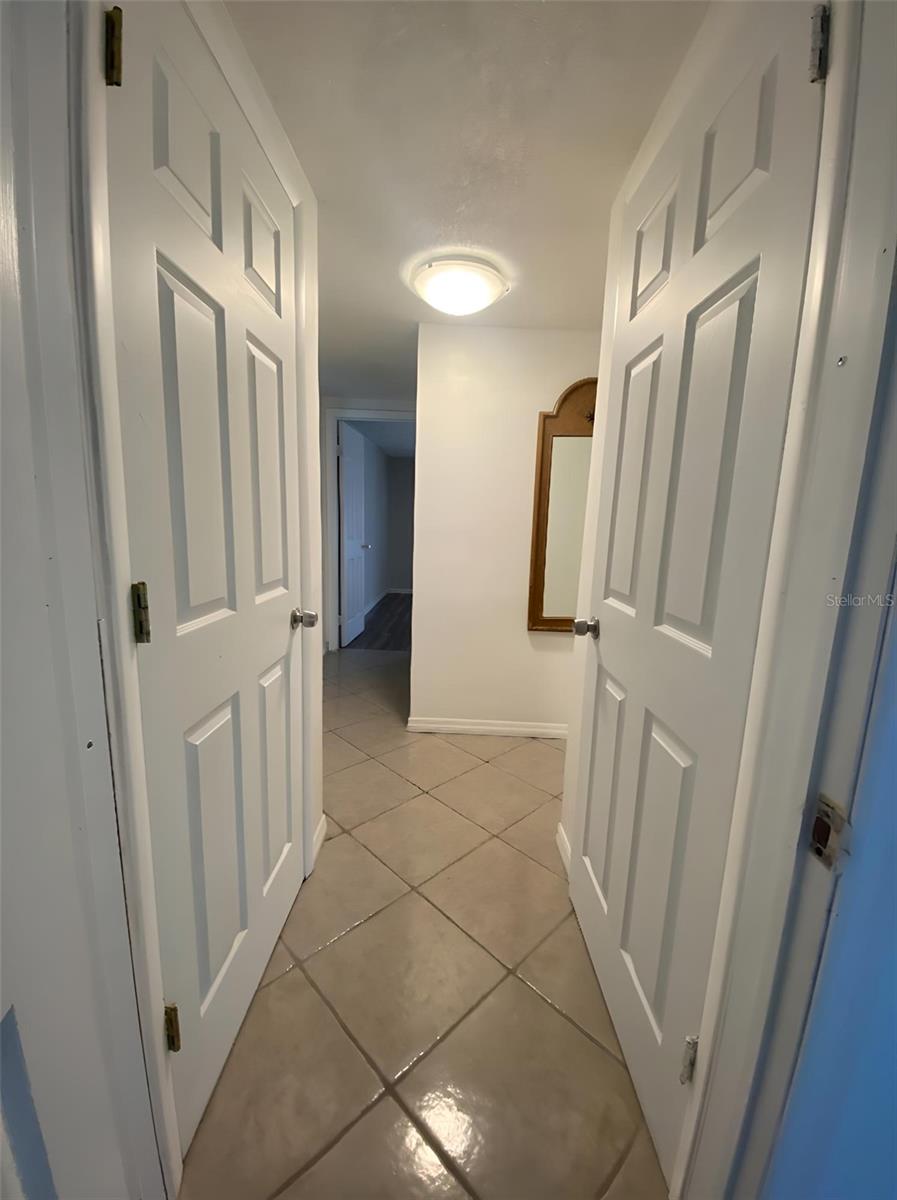 1817 DARTMOUTH DR — photo 30