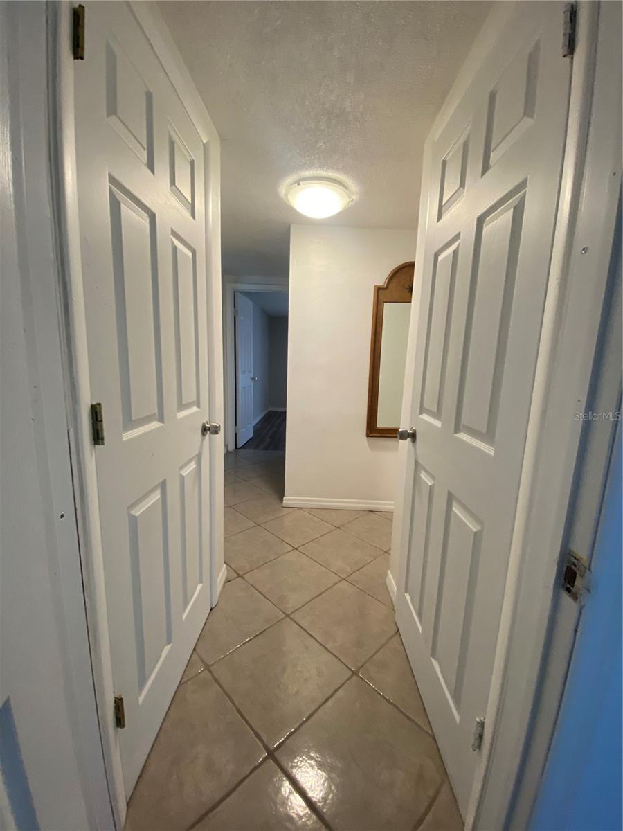 1817 DARTMOUTH DR — photo 45