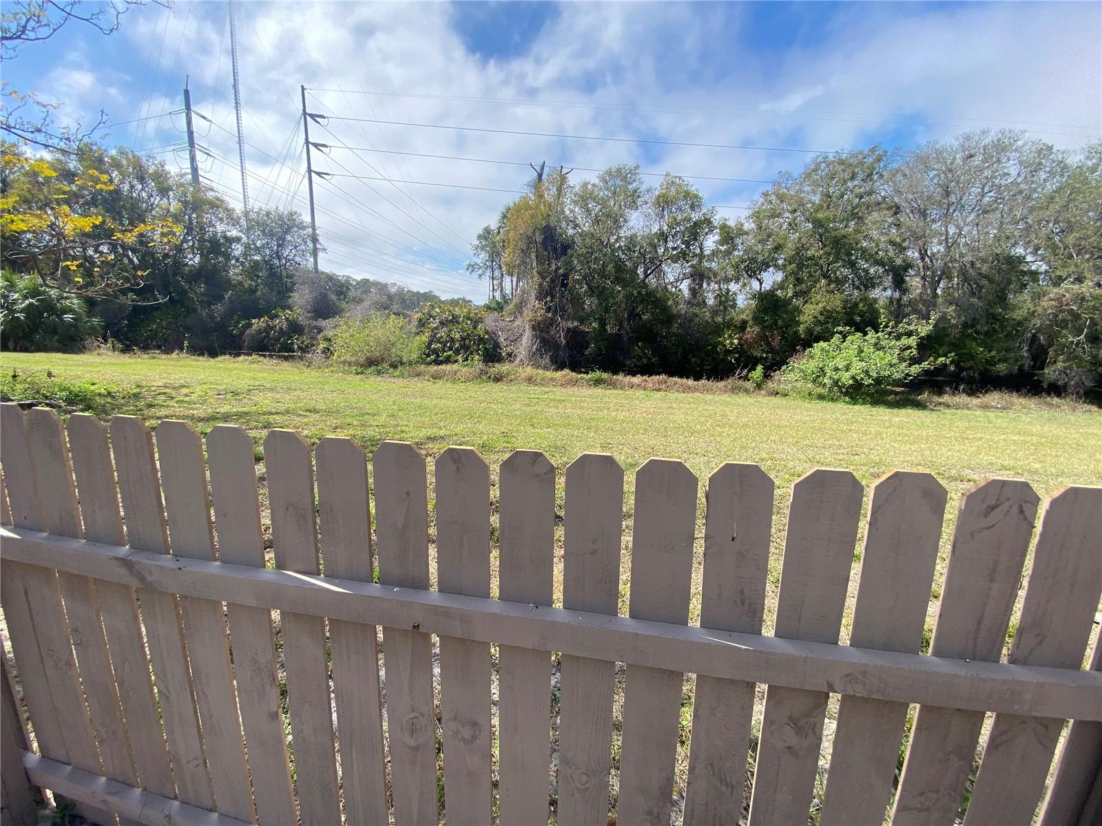 1817 DARTMOUTH DR — photo 47