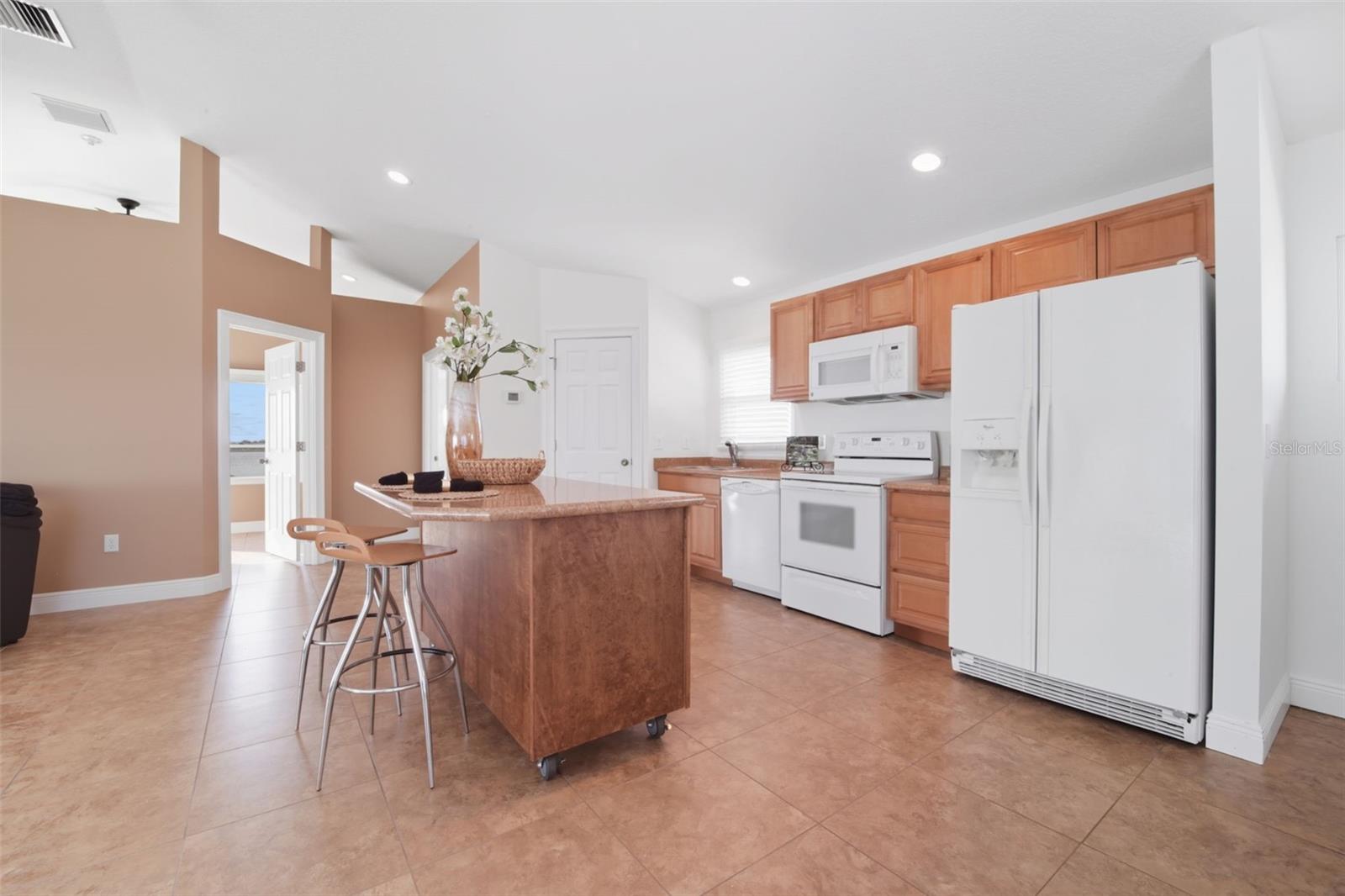 3215 GULF CITY RD — photo 85