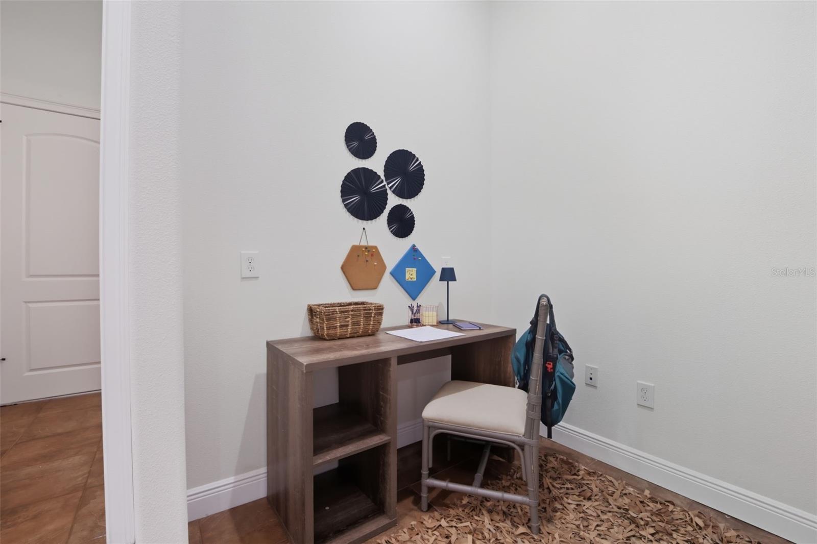 3215 GULF CITY RD — photo 34