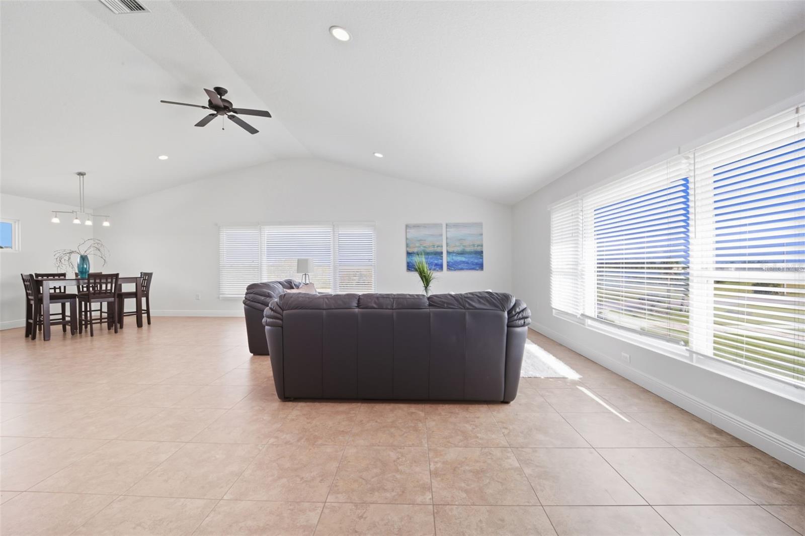 3215 GULF CITY RD — photo 84