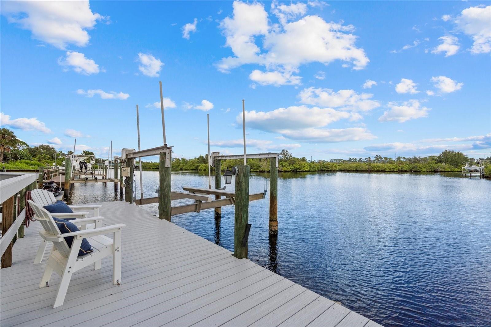 741 SHAKETT CREEK DR — photo 60