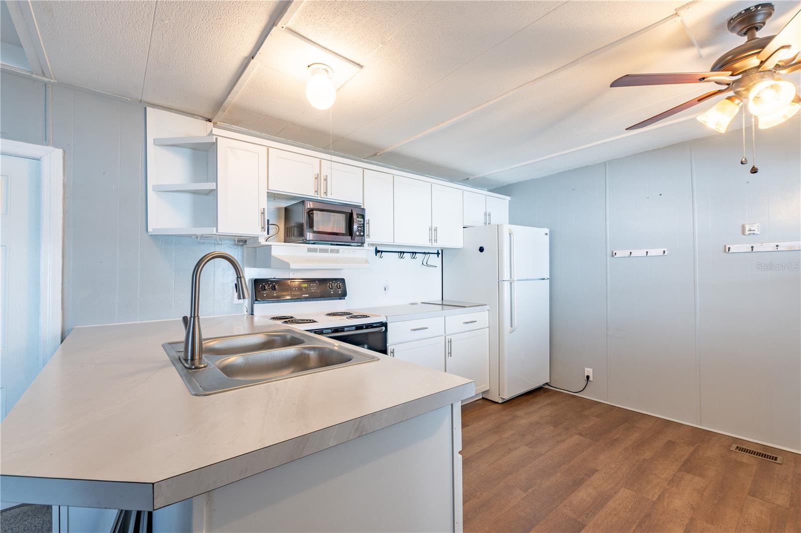 7139 EL CONQUISTADOR ST — photo 5