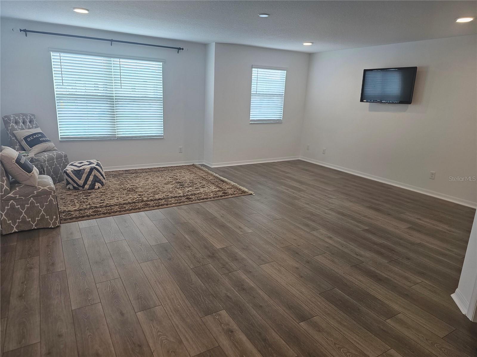 2450 SUNNY PEBBLE LOOP — photo 27