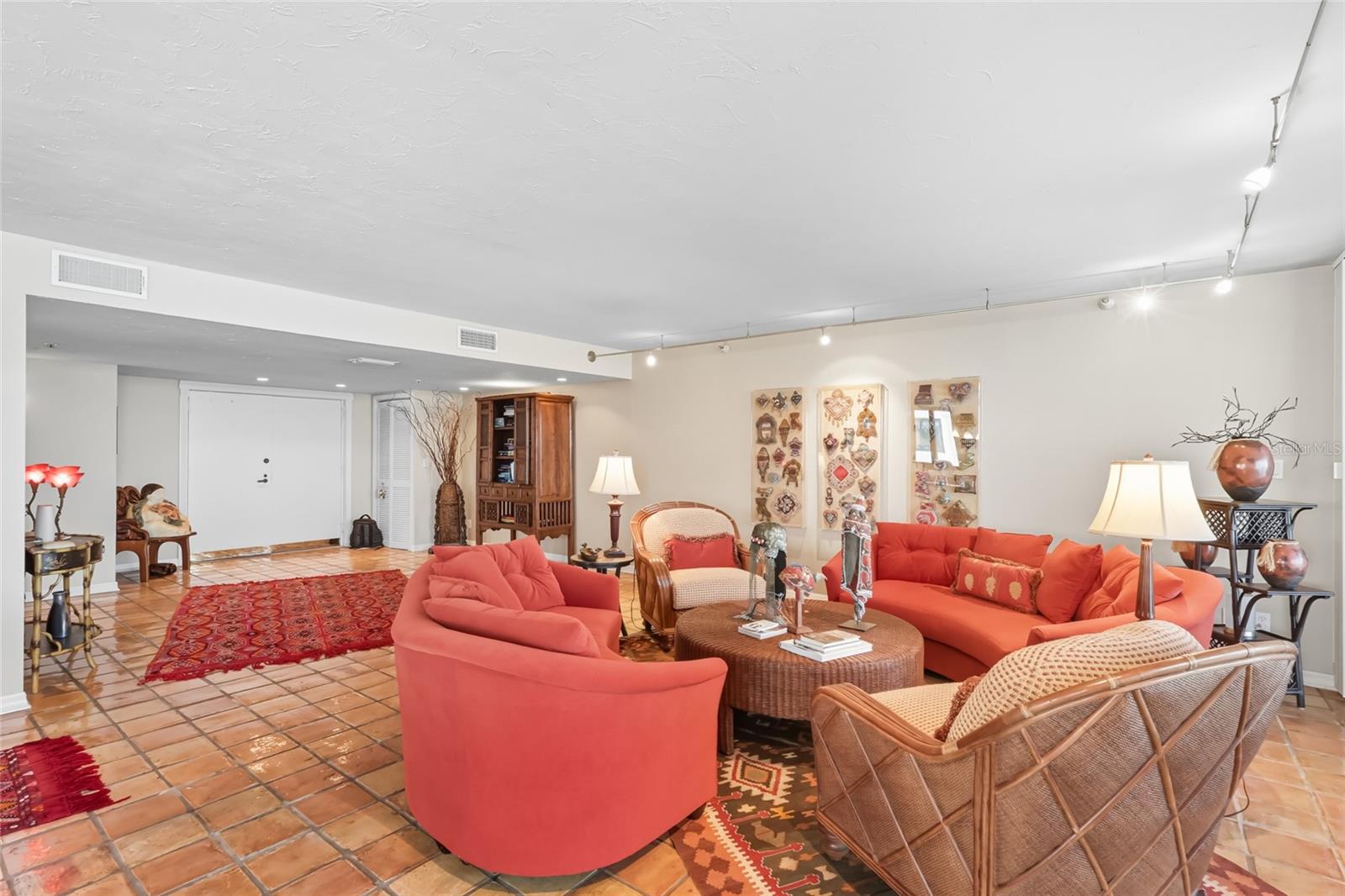97 SUNSET DR #501 — photo 9