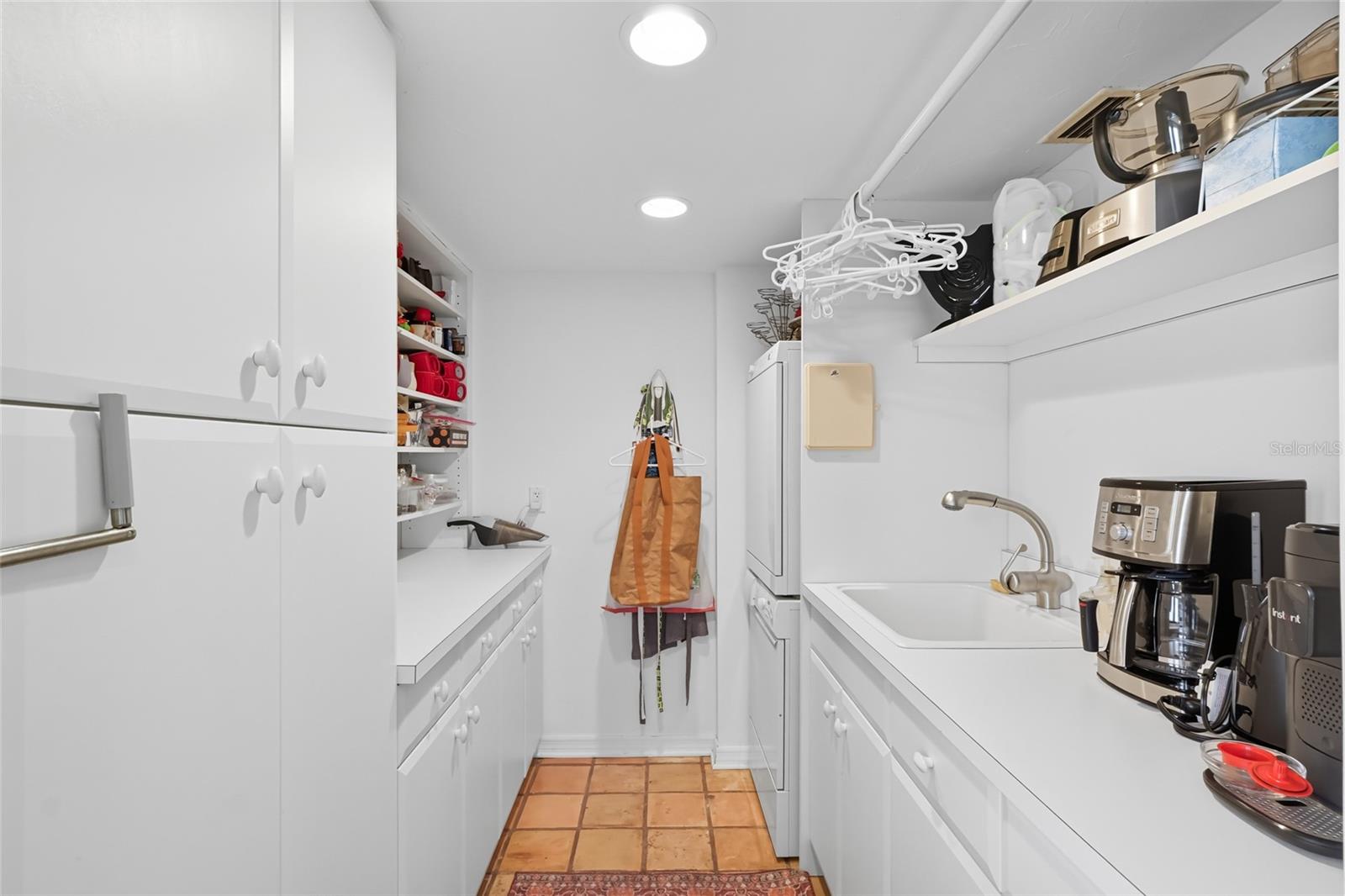 97 SUNSET DR #501 — photo 21