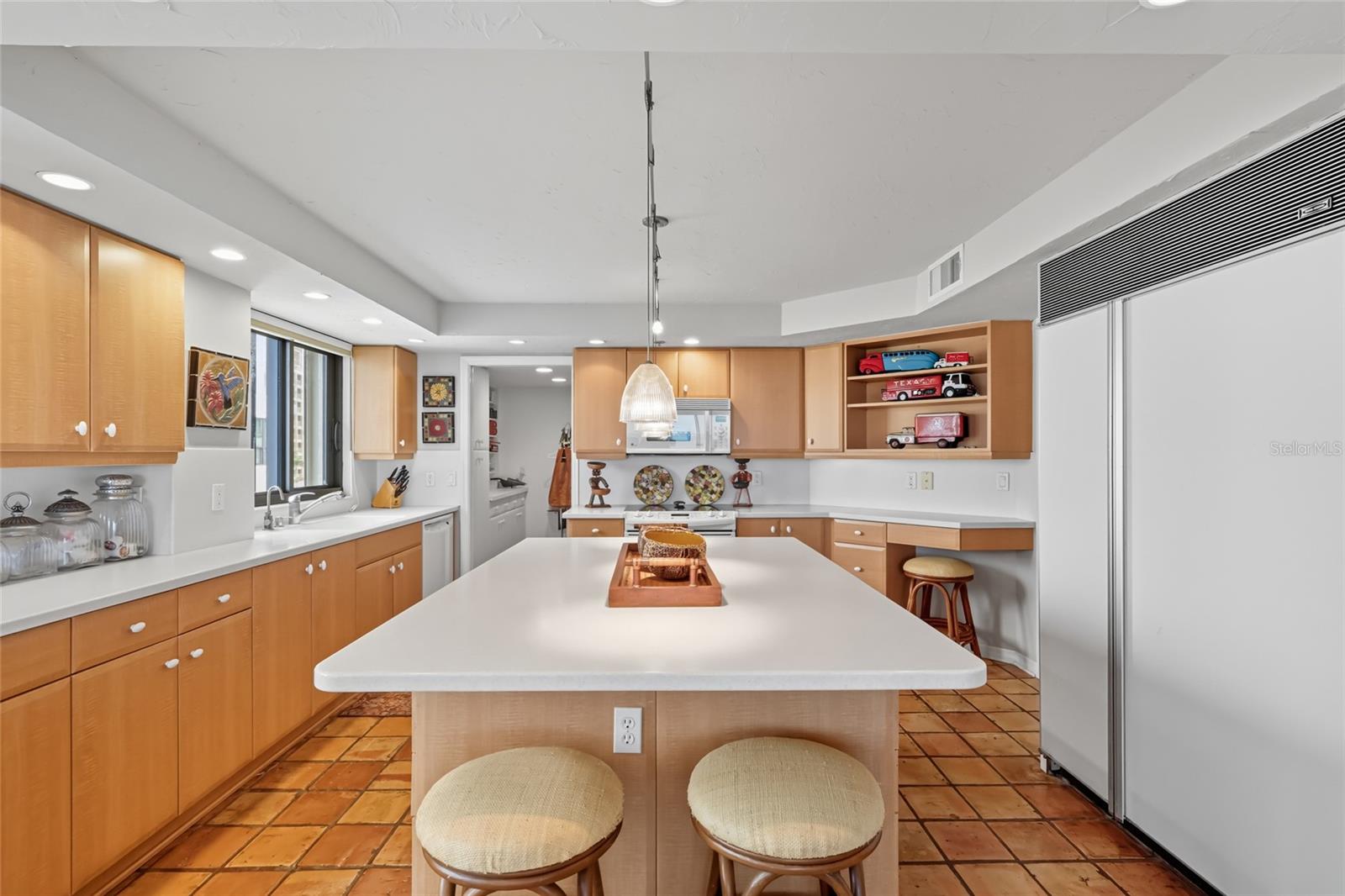97 SUNSET DR #501 — photo 18