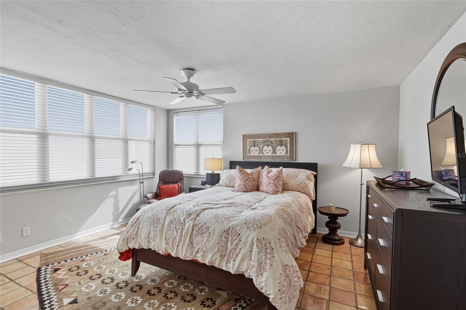 97 SUNSET DR #501 — photo 33