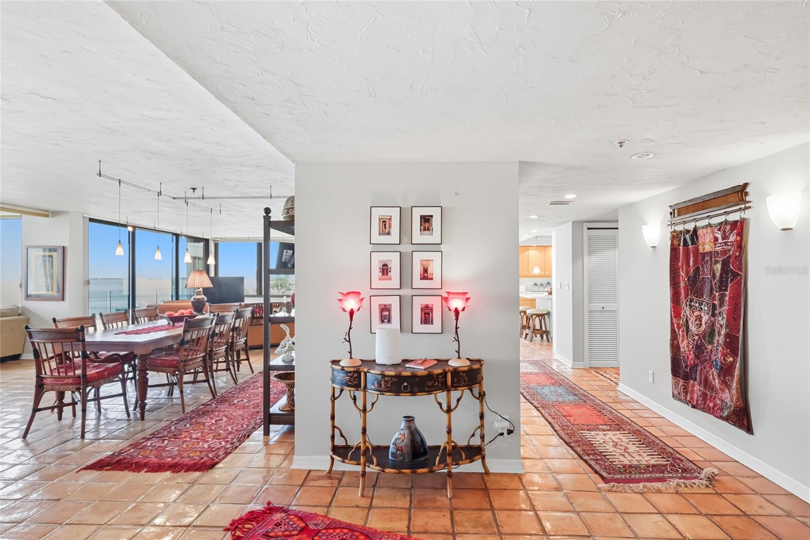 97 SUNSET DR #501 — photo 4