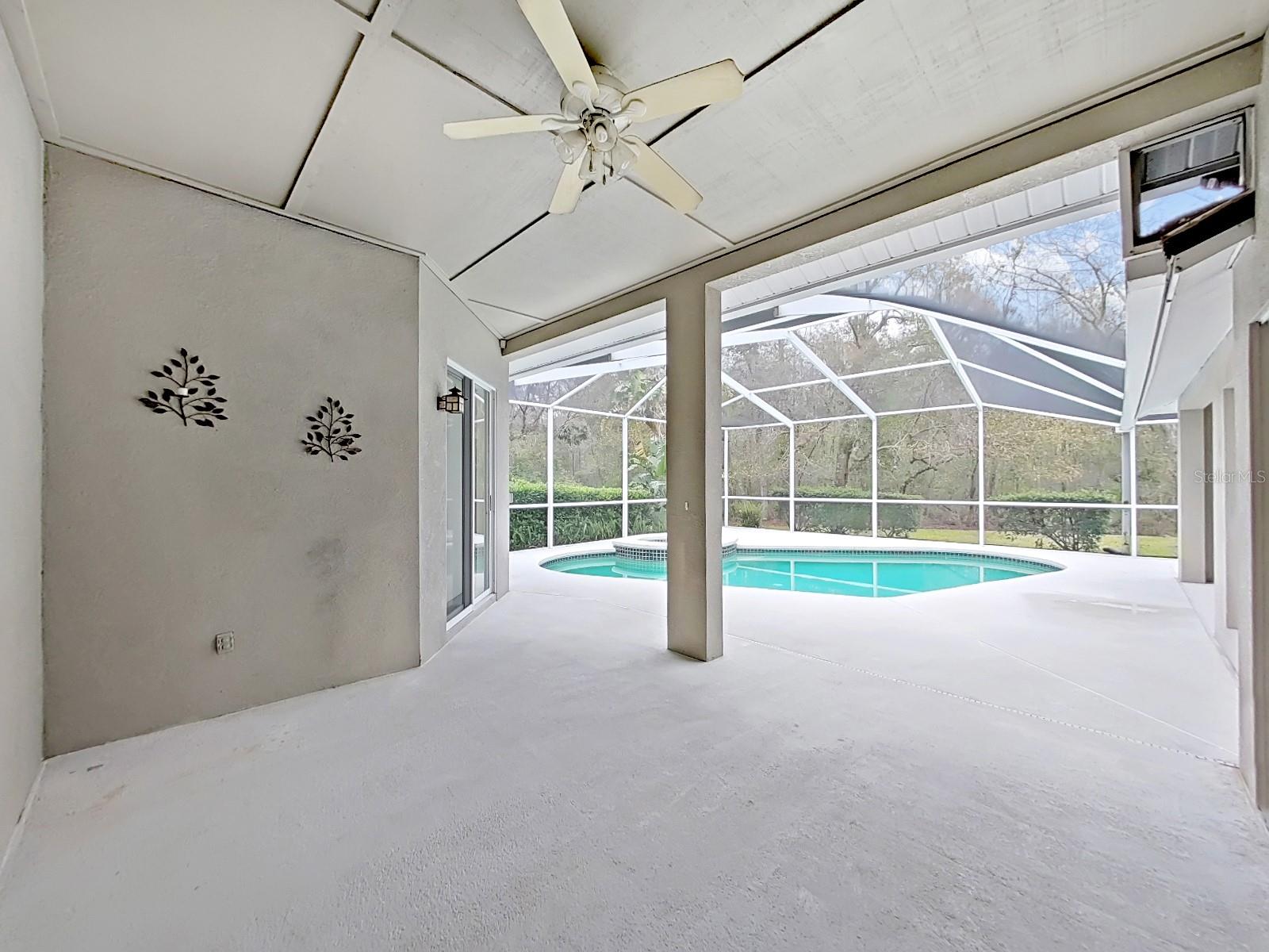 17307 OAK LEDGE DR — photo 40