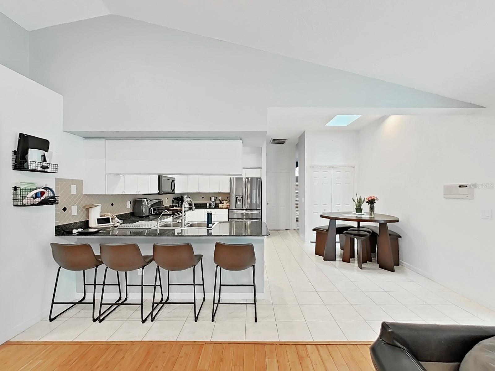 17307 OAK LEDGE DR — photo 16