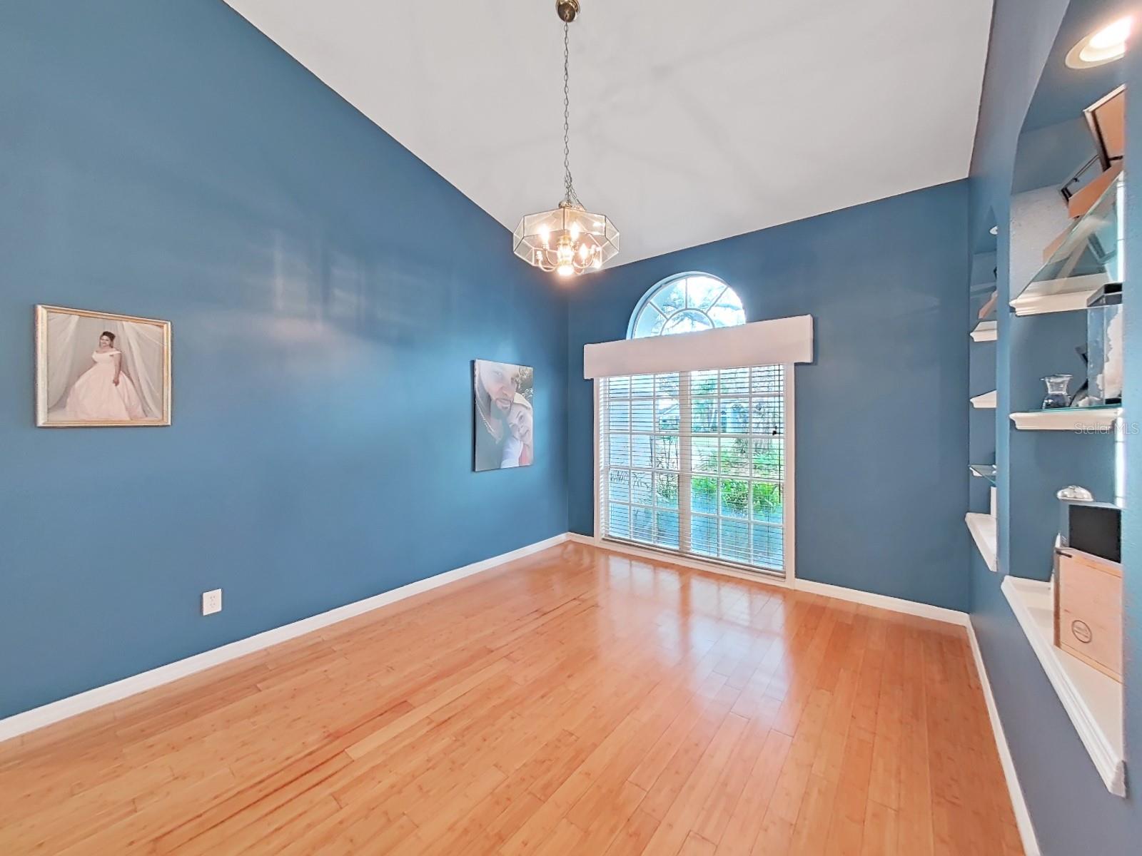 17307 OAK LEDGE DR — photo 12