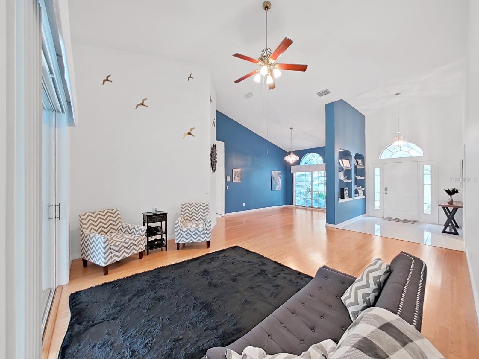 17307 OAK LEDGE DR — photo 9
