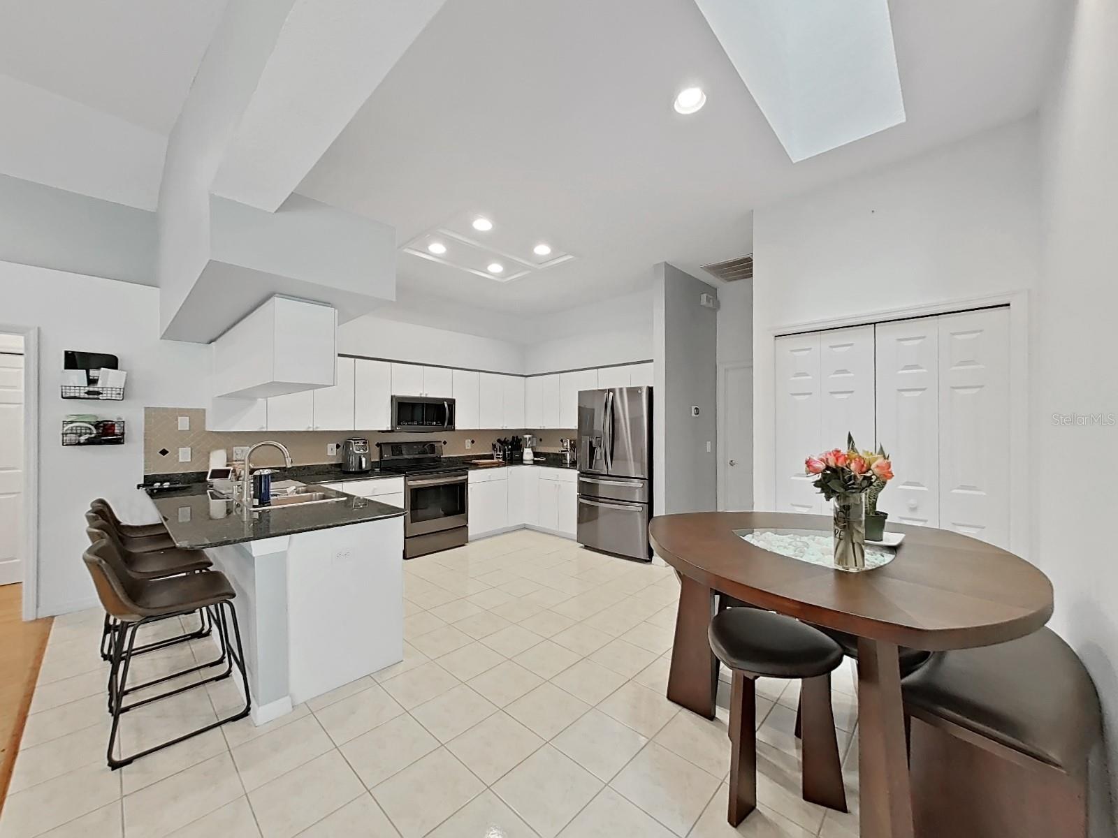 17307 OAK LEDGE DR — photo 17