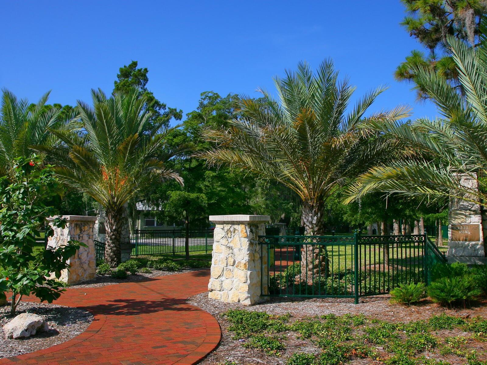 1509 FLOWER DR — photo 31