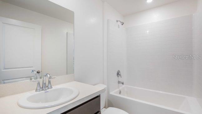 7200 MANTHEY AVE — photo 25