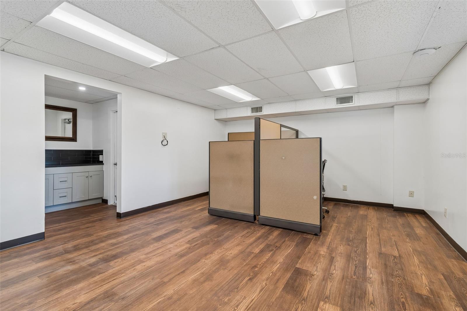 1453 S MARTIN LUTHER KING JR AVE — photo 43