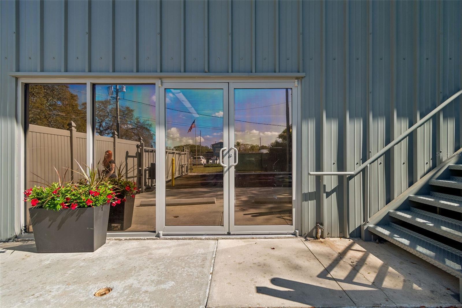 1453 S MARTIN LUTHER KING JR AVE — photo 47