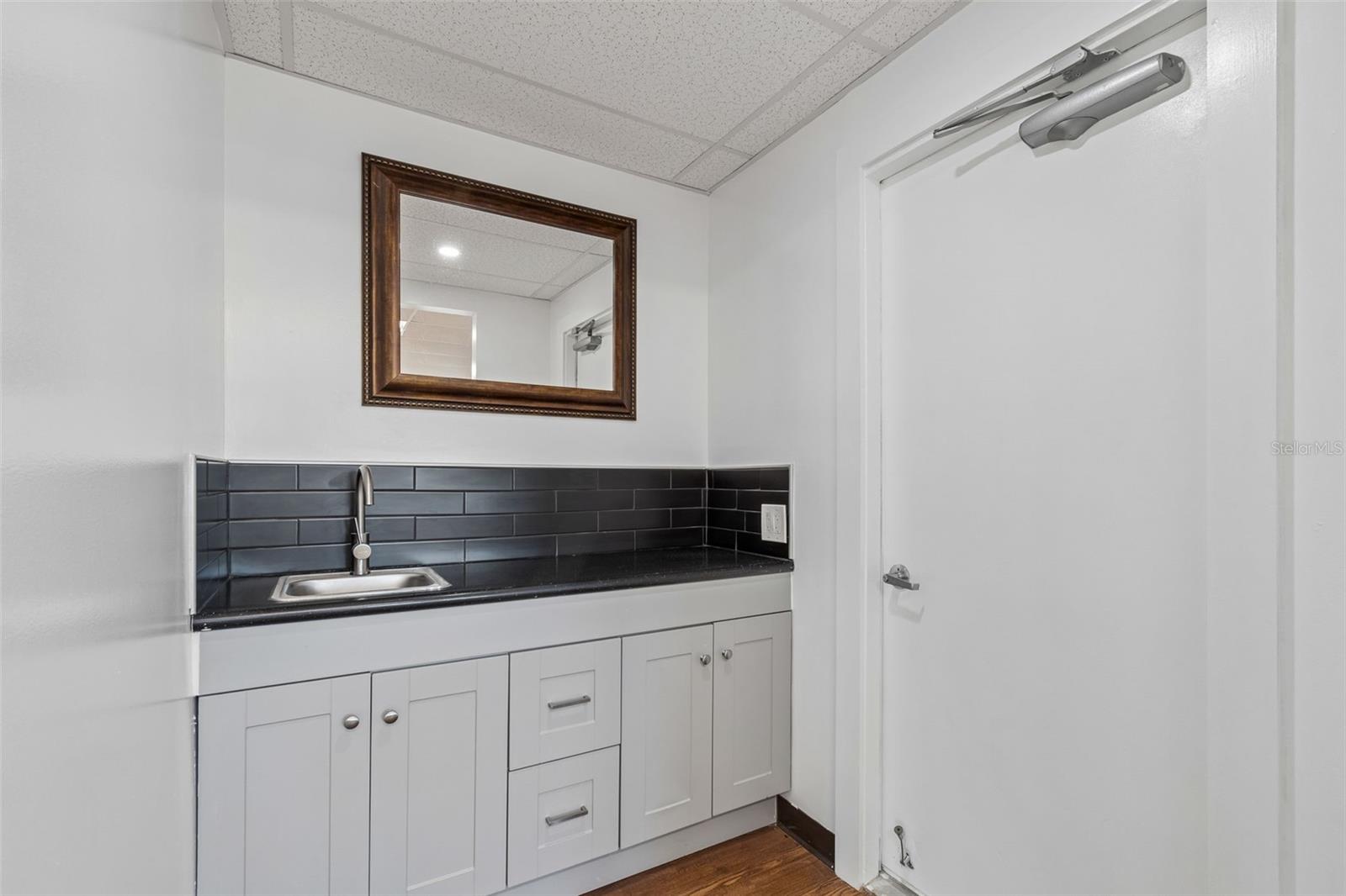 1453 S MARTIN LUTHER KING JR AVE — photo 44