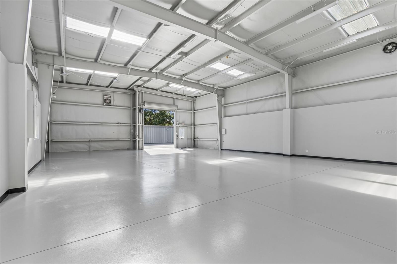 1453 S MARTIN LUTHER KING JR AVE — photo 36