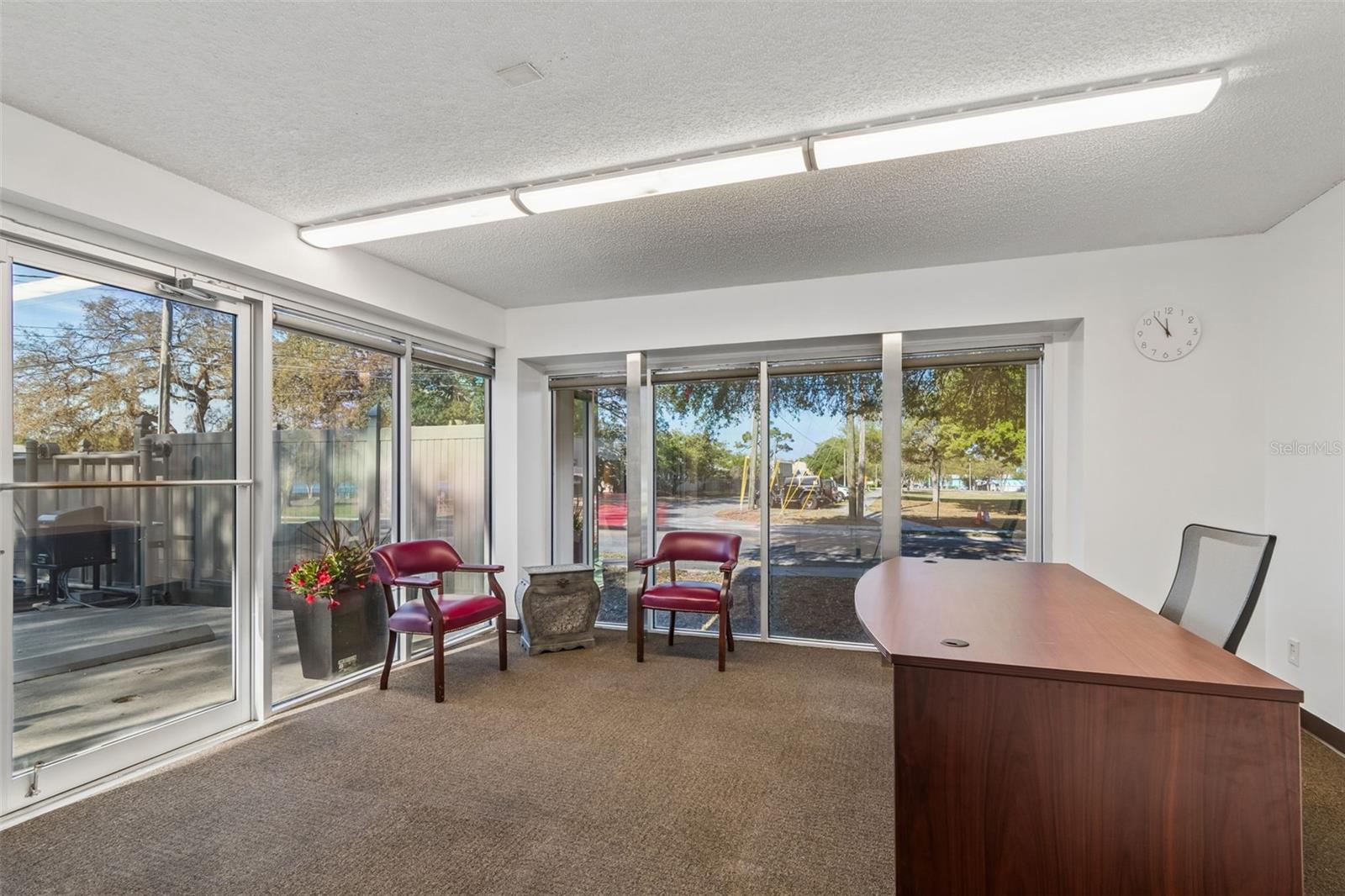1453 S MARTIN LUTHER KING JR AVE — photo 16