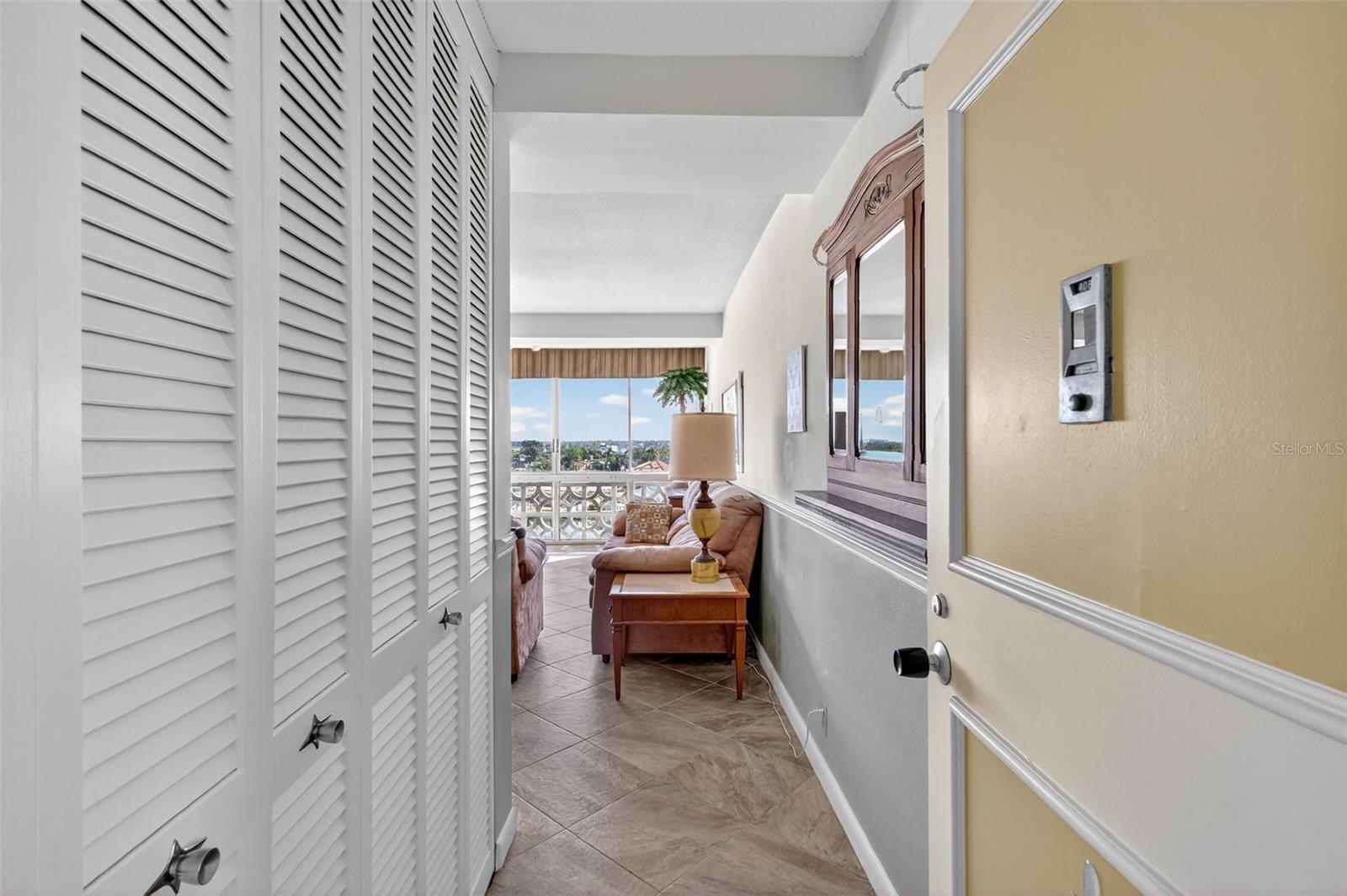31 ISLAND WAY #408 — photo 4