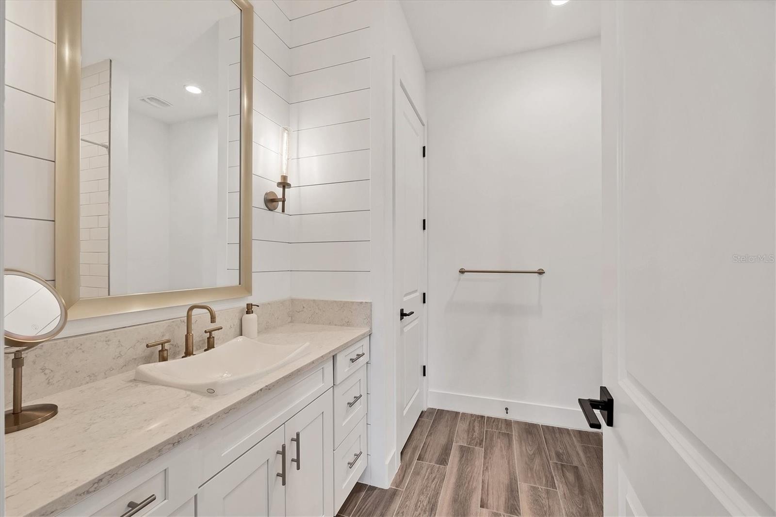 8195 REDONDA LOOP — photo 28