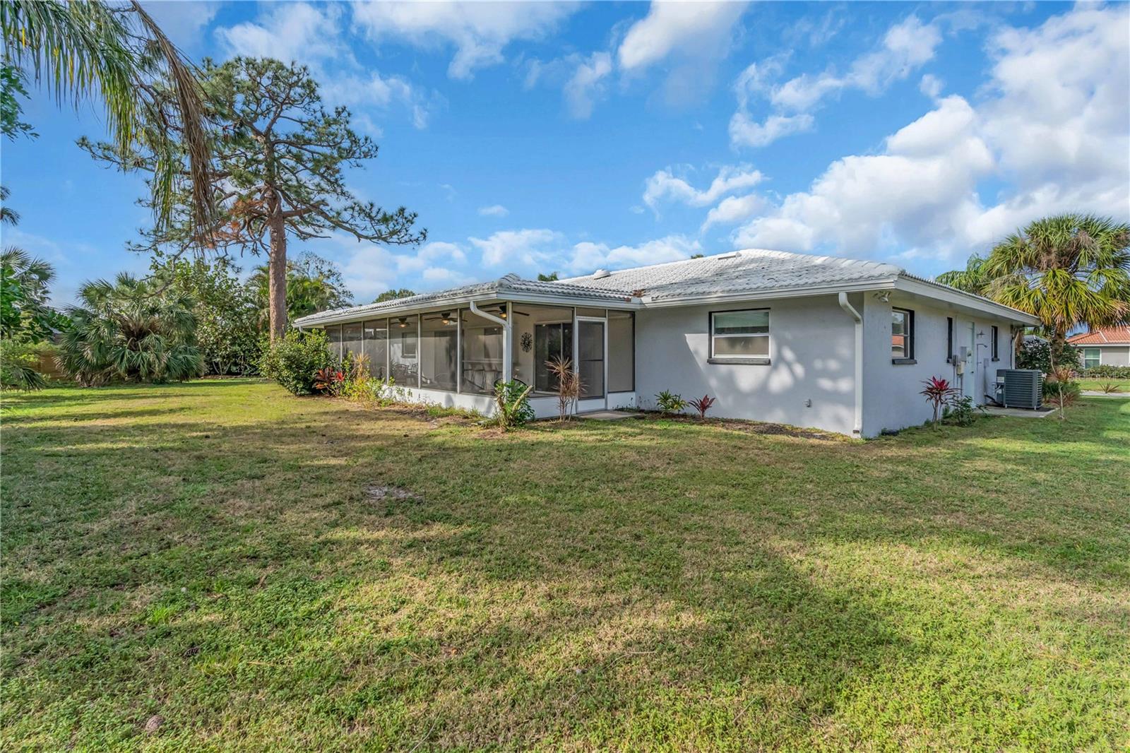 2544 CARLISLE PL — photo 39