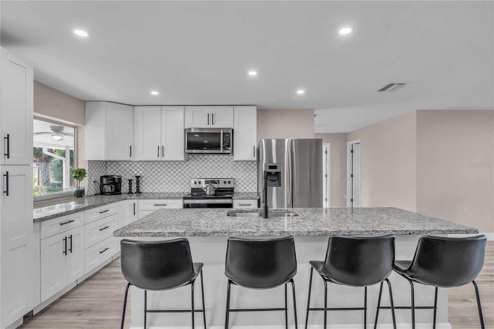 2544 CARLISLE PL — photo 10